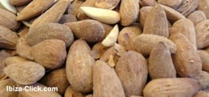AMANDES COMME SOURCE DE SANTÉ ET BEAUTÉ